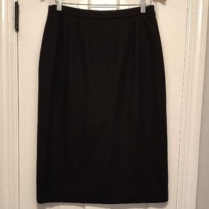 🖤 Bleyle Super Soft Stretchy 100% Wool Skirt. Size 16